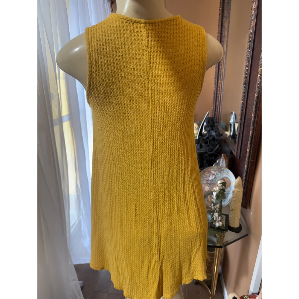 Forever 21 Mustard Yellow Waffle Knit Sleeveless Mini Swing Dress Womens Small - Picture 4 of 5